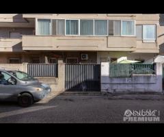 Semi indipendente su due livelli ampie metrature - 20