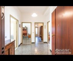 Ampio quadrivano con cucina abitabile piano alto