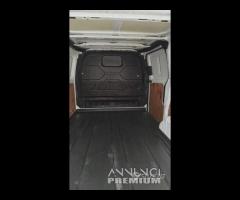 Ford Transit Custom 2.0 TDCi 130 PC Furgone Titani - 11