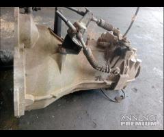 Cambio Manuale Per Nissan Atleòn 120 2003 3.0 TD