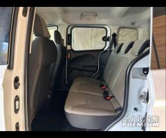 Ford Tourneo Courier 1.5 TDCI 75 CV Titanium - 7