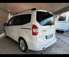 Ford Tourneo Courier 1.5 TDCI 75 CV Titanium - 21