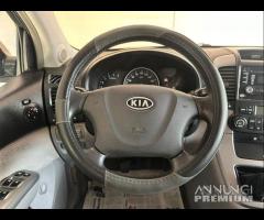 Kia Carnival 2.9 16V CRDi VGT Family - 12