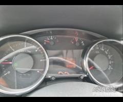 Peugeot 3008 allure 1.6hdi - 18