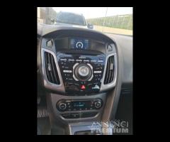 Ford focus 1.6tdci titanium - 12