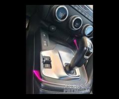 Jaguar e-pace 2.0td 150cv r-dynamic - 10