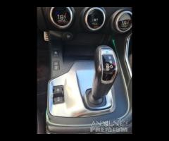 Jaguar e-pace 2.0td 150cv r-dynamic - 13