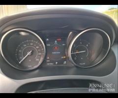 Jaguar e-pace 2.0td 150cv r-dynamic - 17