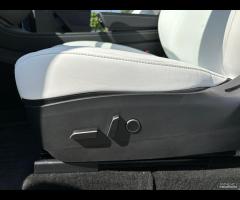 Tesla Model Y Model Y Long Range AWD
