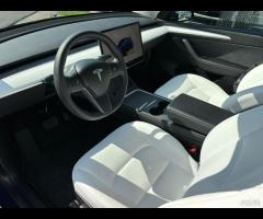 Tesla Model Y Model Y Long Range AWD - 9