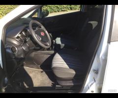 Fiat Punto 1.3 Mjt . Neopatentati - 2011 - 9