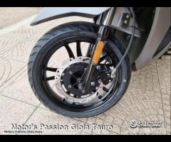 SYM Symphony 50 ST E5 Grigio Motor's Passion - 9