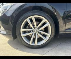 Volkswagen Passat Variant 2.0 TDI DSG Executive Bl - 19