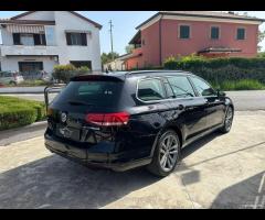 Volkswagen Passat Variant 2.0 TDI DSG Executive Bl - 22