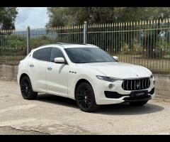 Maserati Levante Granlusso- Tetto Panoram-full Opt - 20