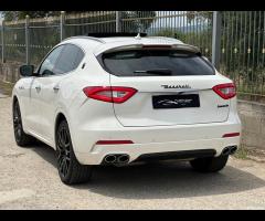 Maserati Levante Granlusso- Tetto Panoram-full Opt - 24