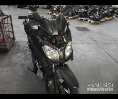 Yamaha Xmax - X Max Demolito - Per Ricambi