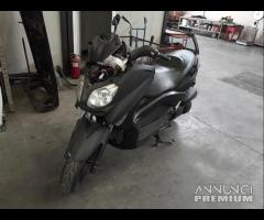 Yamaha Xmax - X Max Demolito - Per Ricambi