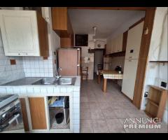 Minissale, comodo ed ampio bivani e servizi - 9