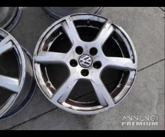 Cerchi In Lega Da 15" Per Volkswagen Polo 6R 2015