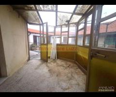 Imperia entroterra Bestagno rustico con terrazzo