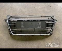 Mascherina Anteriore Per Audi TT 8S MK3 2016