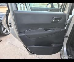 PEUGEOT 3008 1.6 HDi 115CV ANNO 2015 290000KM - 11