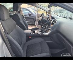 PEUGEOT 3008 1.6 HDi 115CV ANNO 2015 290000KM - 10