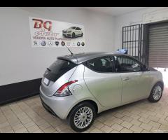 Lancia Ypsilon 0.9 TwinAir 85 CV 5 porte S&S Plati - 9