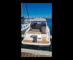 MANO' Marine 32 Sport - 7