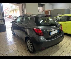 Toyota Yaris 1.0 gpl red edition full 2016 - 6