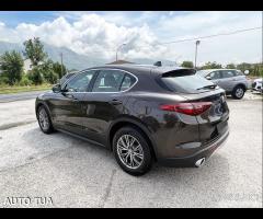 ALFA ROMEO STELVIO 150cv navi xenon pelle tetto - 13