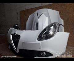 Ricambi muso alfa romeo giulietta cod #02