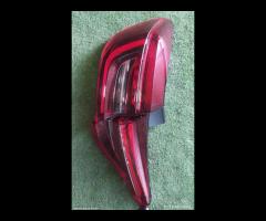 stop posteriore LED dx,sx renault clio 2020