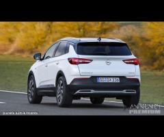 musata completa opel grandland X 2019