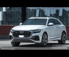 ricambi muso completo Audi Q8 2020