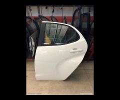 porta anteriore posteriore dx sx Toyota Yaris 2023