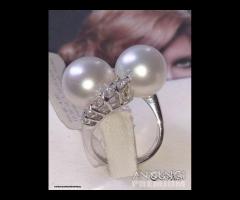 ANELLO CONTRARIE ORO 18kt. DIAMANTI E PERLE AUST