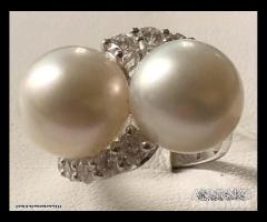 ANELLO CONTRARIE ORO 18kt. DIAMANTI E PERLE AUST
