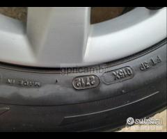 Cerchi e gomme Audi a4 M+S R 16' - 9