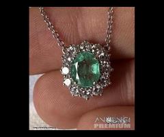 COLLANA ORO BIANCO 18 kt. DIAMANTI E SMERALDO