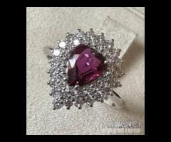 ANELLO ORO 18kt. DIAMANTI E RUBINO NATURALE CUORE