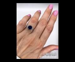 ANELLO ORO 18kt. DIAMANTI MARQUISE E ZAFFIRO 1,76