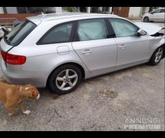 Audi a4 b8 2.0 150 cv automatica per ricambi