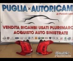 Fari posteriori peugeot 208
