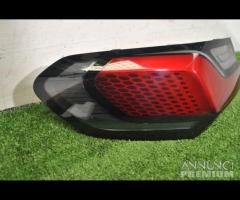 Bmw 2 u06 8494359 fanale esterno sinistro | 15606