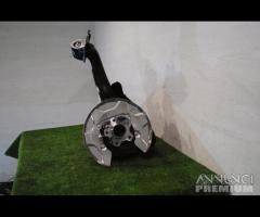 Bmw u06 mozzo fusello bracci post dx | 13115