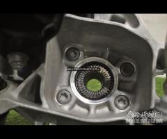Bmw g05 g06 mozzo fusello bracci post sx | 249