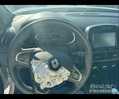 Renault Clio 1.2 sinistrato - 2017 - 10