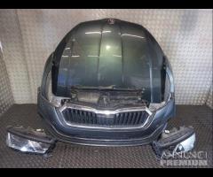 TOYOTA Prius Plus+ (ZVW40 Parte anteriore completa